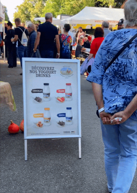 Design d'affiche promotionnelle pour les yogourt-drinks de l'Association Broquet-Leuenberger, à Movelier.